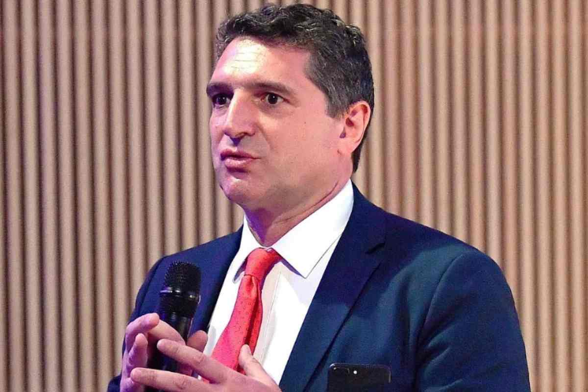 Scontro Allegri De Siervo