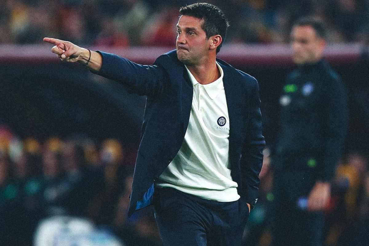 Chivu indica le posizioni