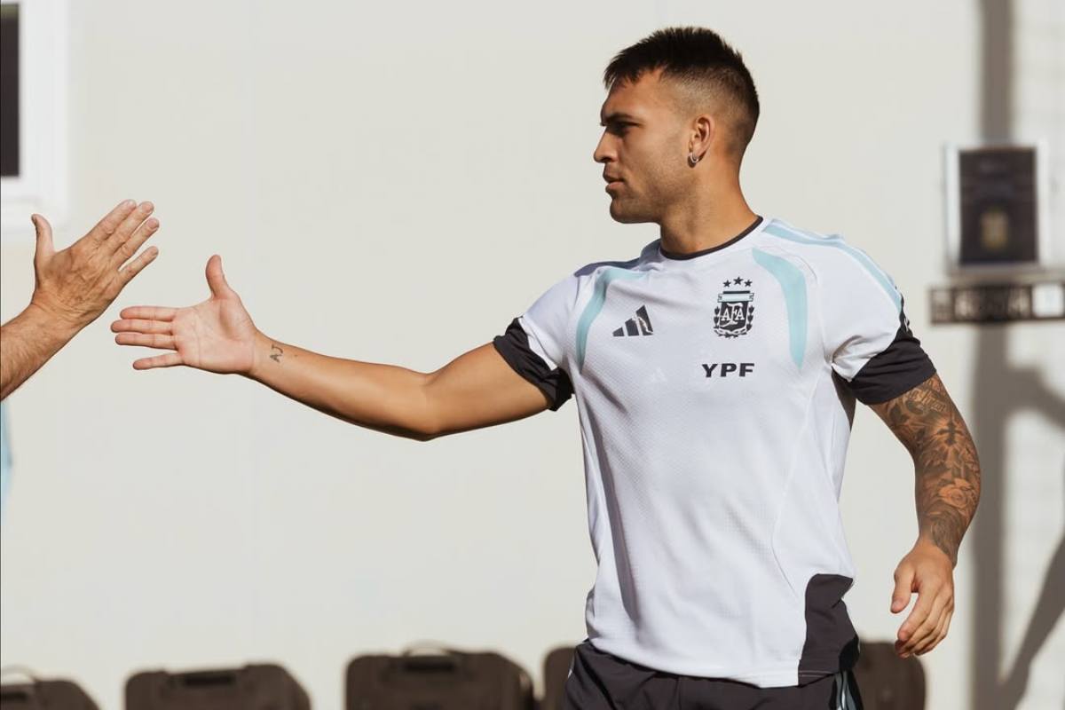 Lautaro fnisce in panchina