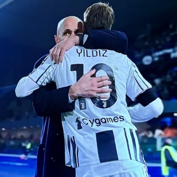 Spalletti abbraccia Yildiz