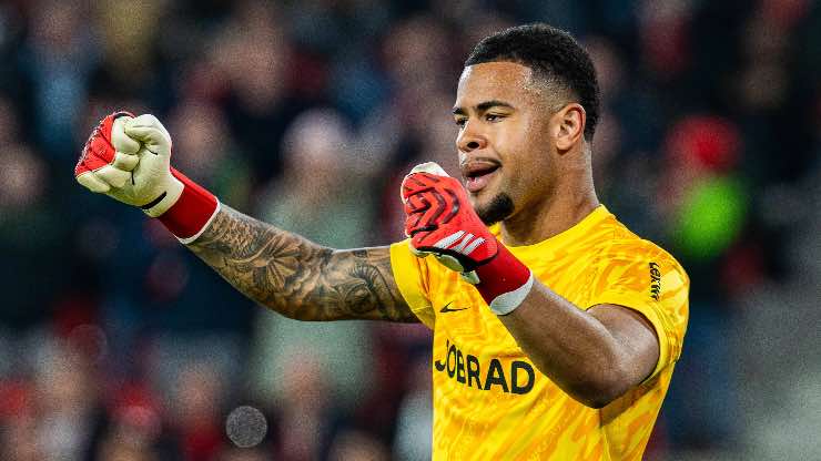 Portiere Milan Atubolu