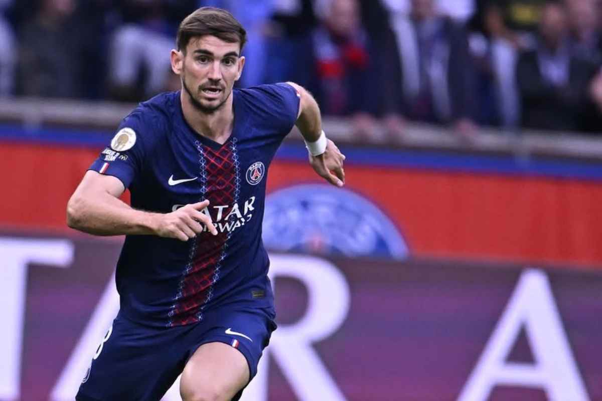 Fabian Ruiz in campo con il PSG