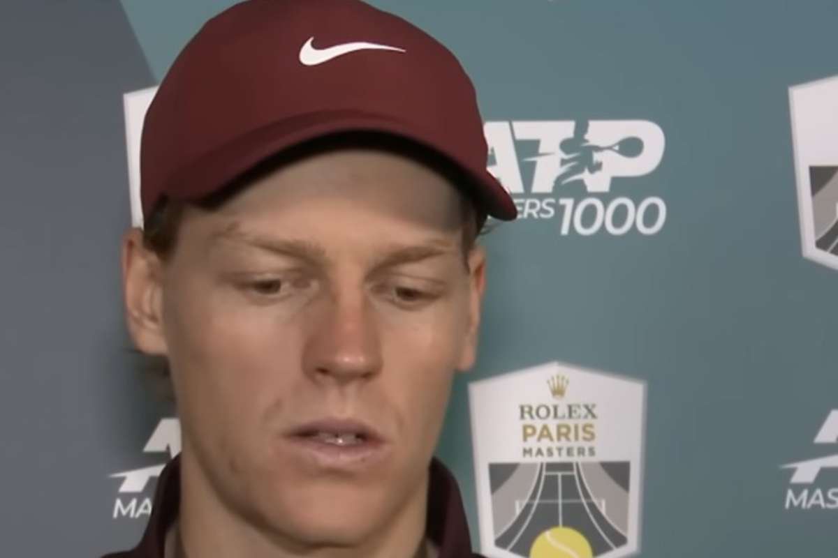 Jannik Sinner a testa bassa