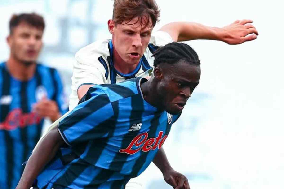 Kamaldeen Sulemana in azione con l'Atalanta