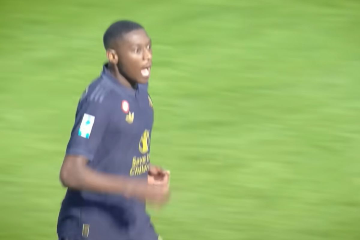 Kolo Muani festeggia dopo il gol all'Empoli