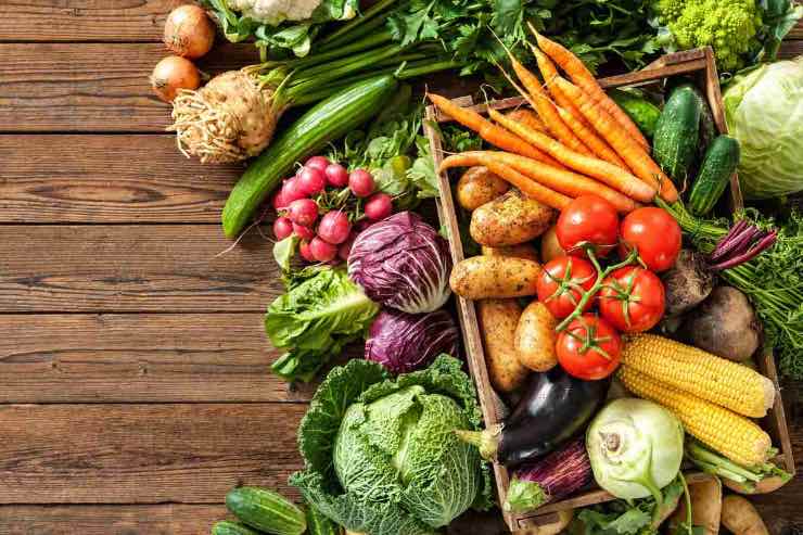 Pranzo verdura calcio